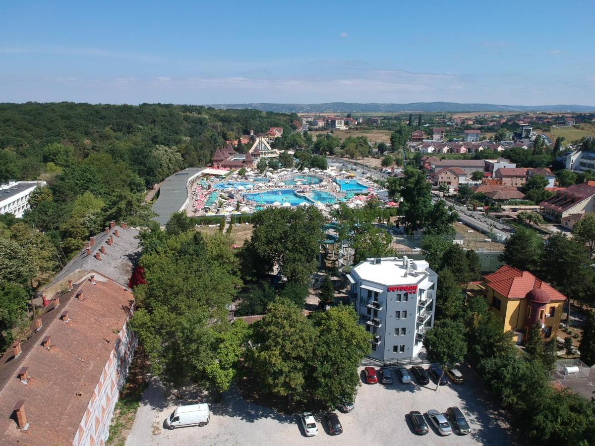 Octogon Hotel Félixfürdő Kültér fotó